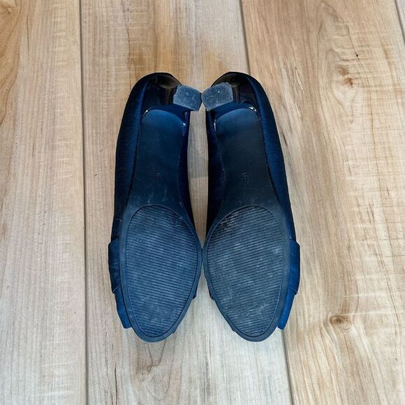 Abella EUC Black Fabric Peep Toe Dress Shoes Kitten Heel Size 8 - Picture 8 of 15